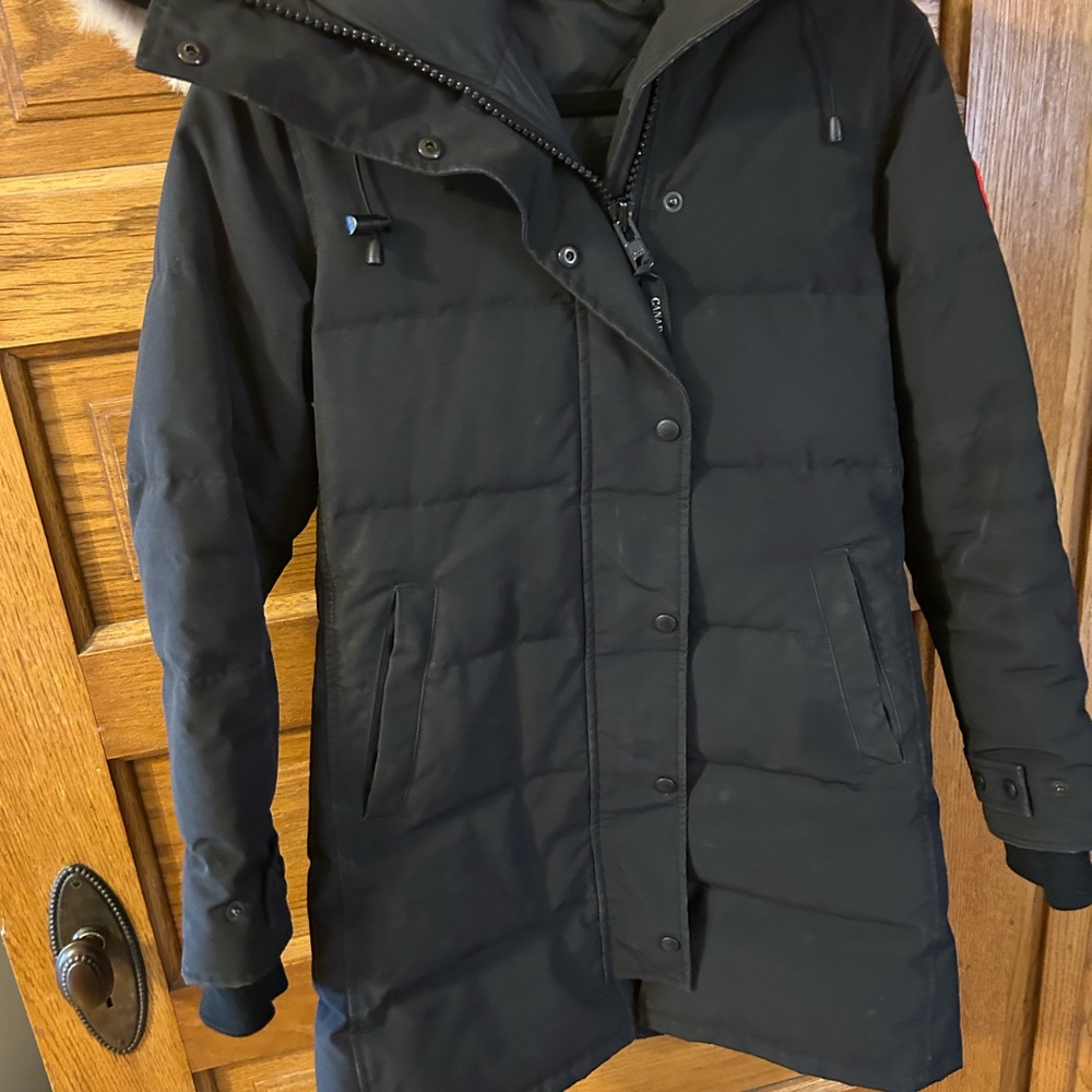Canada Goose Black Shelburne Coyote Fur Down Parka Women's Coat Size 4 (S).